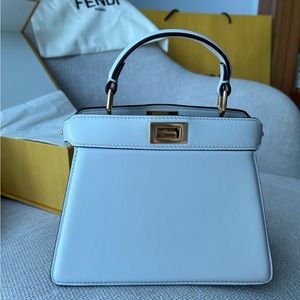 Authentic Peekaboo ISeeU Petite
White padded nappa leather bag. Brand New!